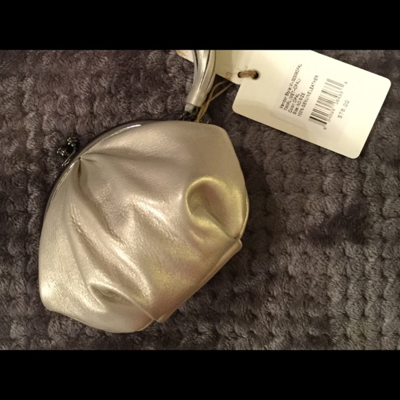 HOBO Handbags - NWT HOBO Twirl Leather Pouch